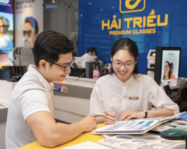 Mắt kính cao cấp, chính hãng từ 30+ thương hiệu quốc tế - Ảnh 3. Mắt kính cao cấp, chính hãng từ 30+ thương hiệu quốc tế - Ảnh 3.