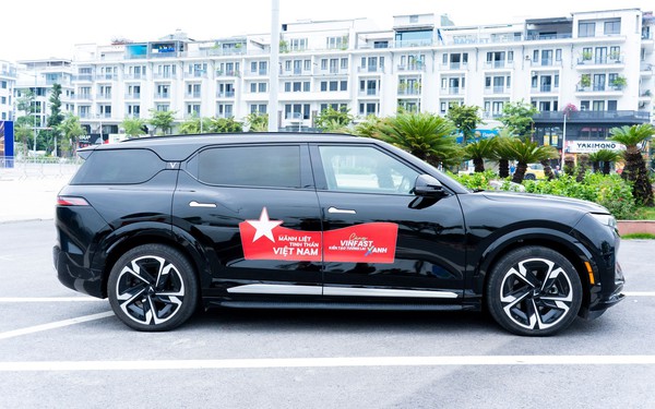 “Xe chủ tịch” đáng mua hàng đầu mùa Tết này gọi tên VF 9- Ảnh 1.