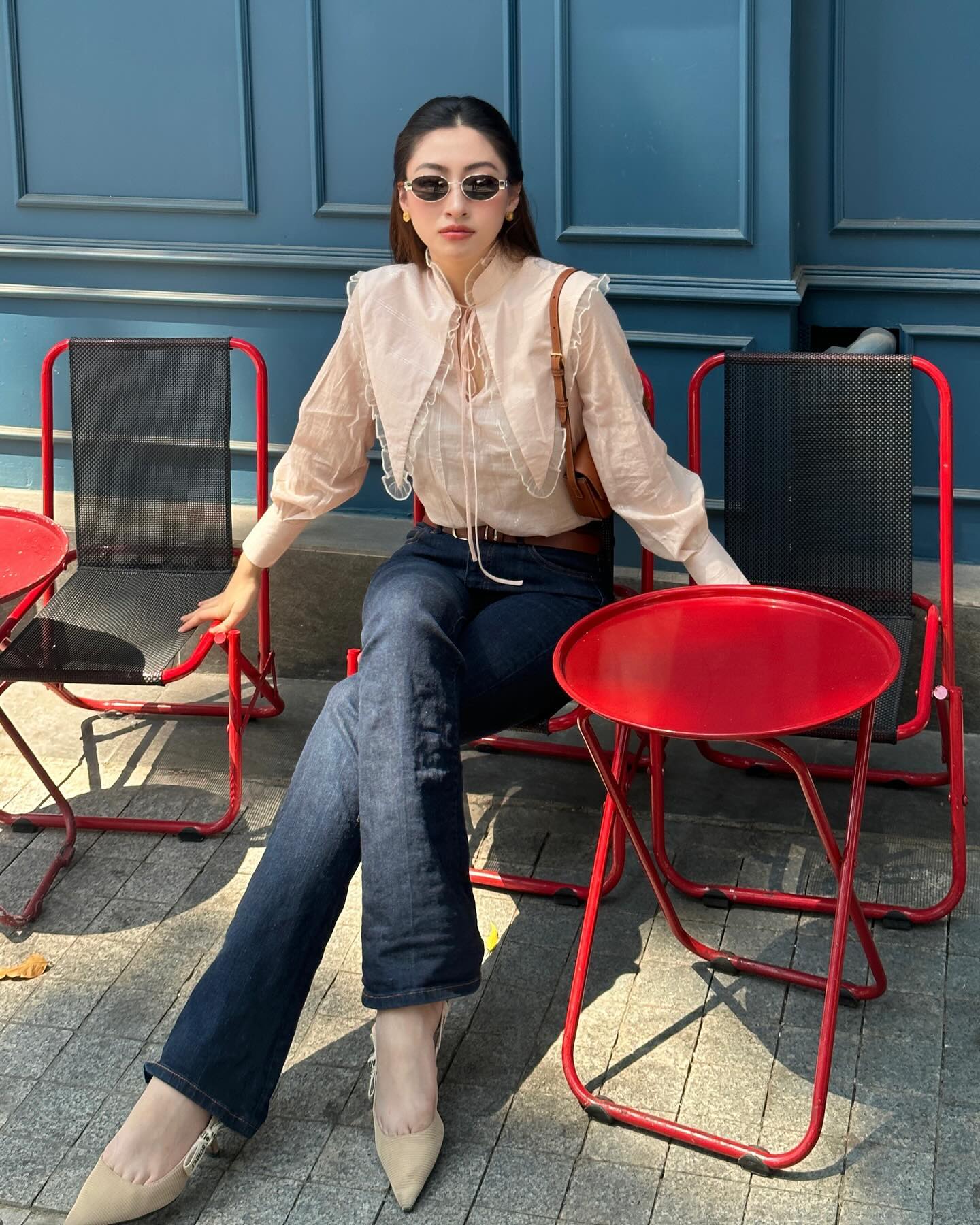 Gu chọn giày của các mỹ nhân Việt quá xuất sắc: 4 kiểu vừa thời thượng vừa sang chảnh- Ảnh 1.