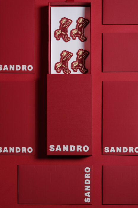 Điểm danh set l&igrave; x&igrave; của c&aacute;c &ldquo;&ocirc;ng lớn&rdquo;: Chopard, Rimowa&hellip; đỏ như son, nh&igrave;n Loewe m&agrave; thấy m&ecirc;! - Ảnh 7.