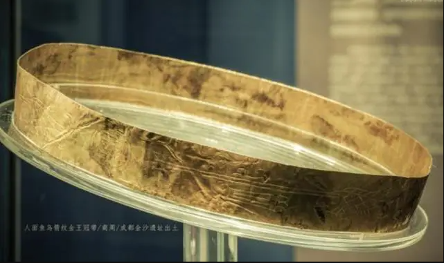 Đống "đất thải" bị bỏ quên ven đường 30 ngày không ai để ý, chuyên gia nhặt lên rồi trở thành quốc bảo- Ảnh 3.