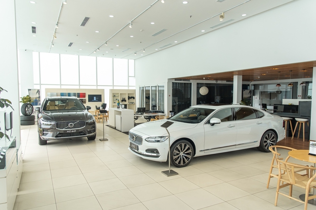 Showroom Volvo Hà Nội - nét trang nhã Bắc Âu giữa lòng thủ đô - Ảnh 9. Showroom Volvo Hà Nội - nét trang nhã Bắc Âu giữa lòng thủ đô - Ảnh 9.