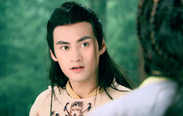 Hoàng Dung xinh đẹp như tiên, Quách Tĩnh và Âu Dương Khắc đều bị mê hoặc, vì sao chỉ có Dương Khang thờ ơ?  - Ảnh 3.