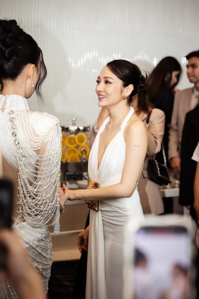 Thảm đỏ Chị Đẹp Đạp Gió: Lệ Quyên và bạn trai tình tứ, Diệp Lâm Anh - Bảo Anh cùng hội mỹ nhân đọ sắc  - Ảnh 5.