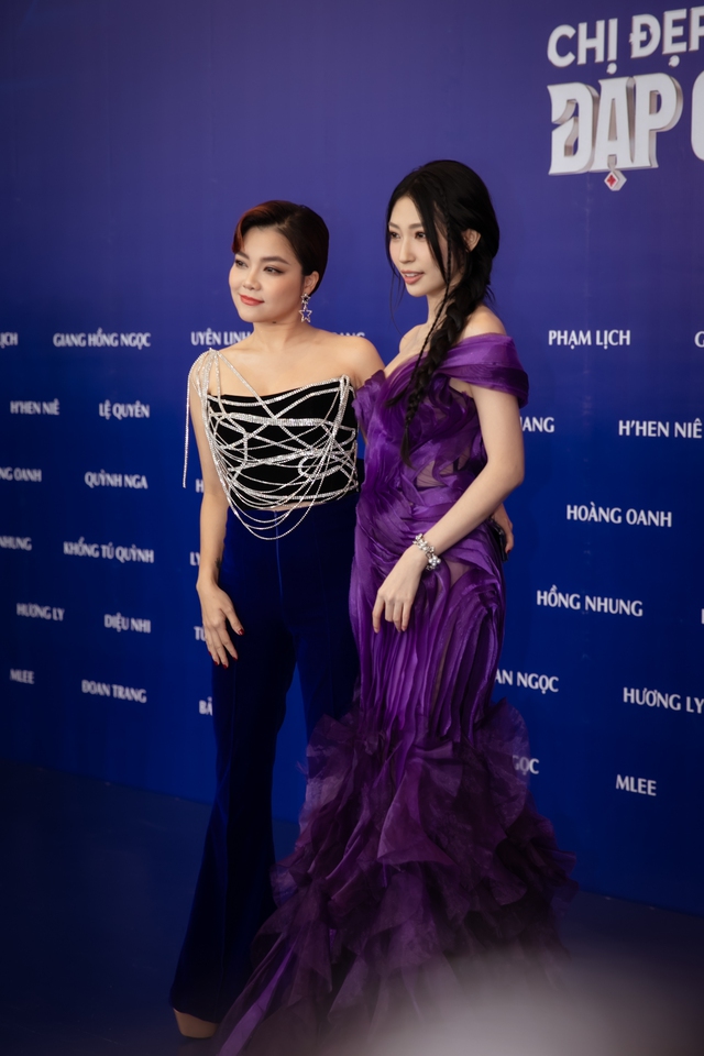 Thảm đỏ Chị Đẹp Đạp Gió: Lệ Quyên và bạn trai tình tứ, Diệp Lâm Anh - Bảo Anh cùng hội mỹ nhân đọ sắc  - Ảnh 17.