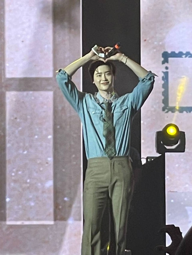 Soi cận cảnh nhan sắc Lee Jong Suk tại Việt Nam qua cam thường: Có gây &quot;sốc visual&quot; như lời đồn? - Ảnh 7.