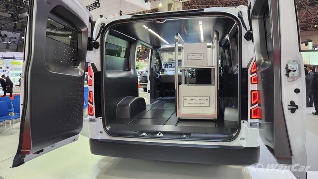 Một số điểm nhấn lạ tại gian hàng Toyota ở Japan Mobility Show 2023 - Ảnh 6. Một số điểm nhấn lạ tại gian hàng Toyota ở Japan Mobility Show 2023 - Ảnh 6.