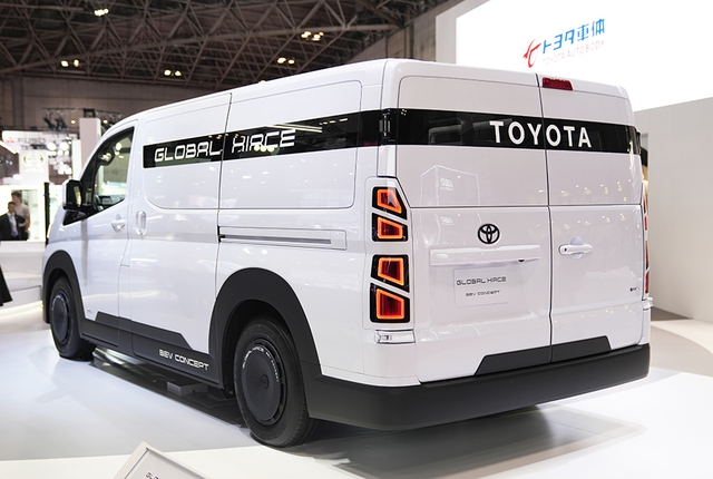 Một số điểm nhấn lạ tại gian hàng Toyota ở Japan Mobility Show 2023 - Ảnh 2. Một số điểm nhấn lạ tại gian hàng Toyota ở Japan Mobility Show 2023 - Ảnh 2.