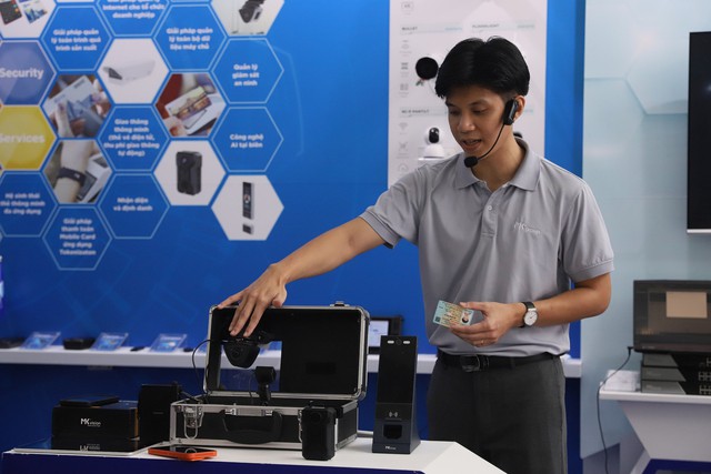 Ra mắt hàng loạt camera thông minh, nghiên cứu và sản xuất tại Việt Nam - Ảnh 1. Ra mắt hàng loạt camera thông minh, nghiên cứu và sản xuất tại Việt Nam - Ảnh 1.