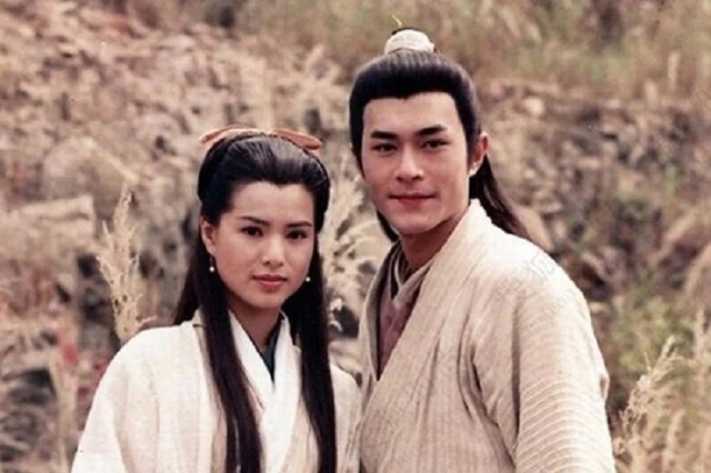 Vì sao Quách Tĩnh, Hoàng Dung không kể cho Dương Quá nghe về “scandal” của Dương Khang? 3 lý do đơn giản nhưng thuyết phục - Ảnh 3. Vì sao Quách Tĩnh, Hoàng Dung không kể cho Dương Quá nghe về “scandal” của Dương Khang? 3 lý do đơn giản nhưng thuyết phục - Ảnh 3.