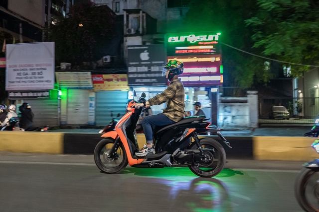 Đánh giá Dat Bike Quantum: Lái hay, có công nghệ như ô tô nhưng còn vài điểm cần cân nhắc trước khi xuống tiền - Ảnh 13.