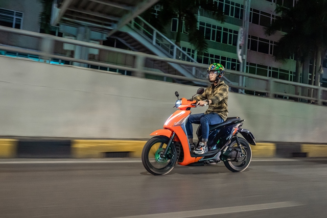 Đánh giá Dat Bike Quantum: Lái hay, có công nghệ như ô tô nhưng còn vài điểm cần cân nhắc trước khi xuống tiền - Ảnh 14.