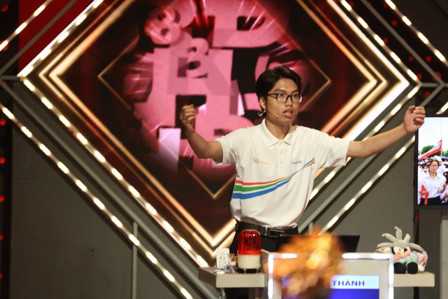 Chung kết Đường Lên Đỉnh Olympia 2023 khép lại: Gay cấn đến phút cuối cùng, thí sinh &quot;quê nem chua&quot; vô địch! - Ảnh 22.