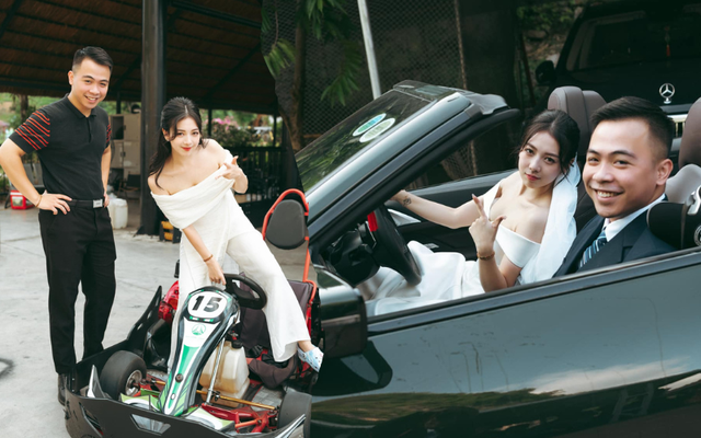Chuyện tình của cô dâu siêu &quot;ngầu&quot; và anh lớp trưởng cùng bàn, đám cưới phải &quot;chất mới chịu&quot; - Ảnh 1.