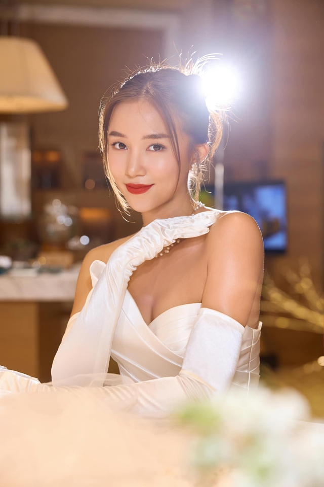 Salim sau khi lập gia đình: Làm mẹ của em bé "hot" nhất MXH, cười suốt ngày vì chồng sơ hở là tấu hài - Ảnh 3. Salim sau khi lập gia đình: Làm mẹ của em bé "hot" nhất MXH, cười suốt ngày vì chồng sơ hở là tấu hài - Ảnh 3.