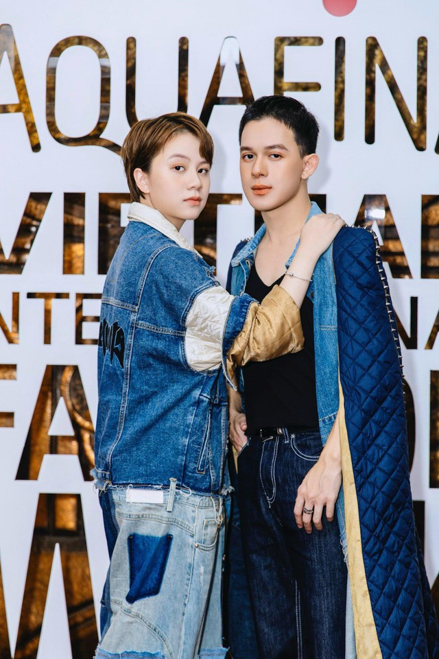Quang Anh, Bảo Hân nắm tay sải bước trên sàn catwalk, MC Tuấn Tú - Phan Anh khoe vẻ ngoài &quot;soái ca&quot; - Ảnh 5.
