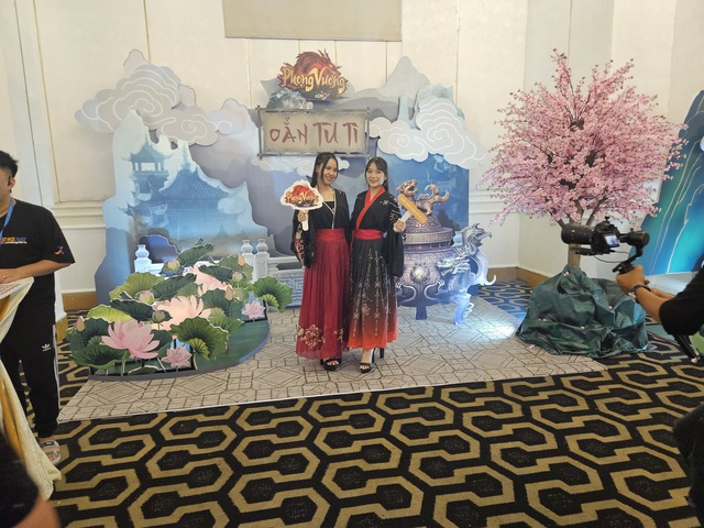 Các nữ cosplayer xinh đẹp khuấy động không khí Các nữ cosplayer xinh đẹp khuấy động không khí