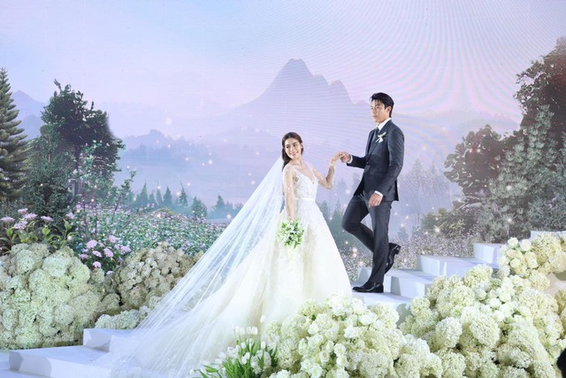 Toàn cảnh hôn lễ Mark Prin - Kimmy Kimberley: Cả nửa showbiz đến dự, cô dâu chú rể sơ hở là hôn nhau- Ảnh 14. Toàn cảnh hôn lễ Mark Prin - Kimmy Kimberley: Cả nửa showbiz đến dự, cô dâu chú rể sơ hở là hôn nhau- Ảnh 14.