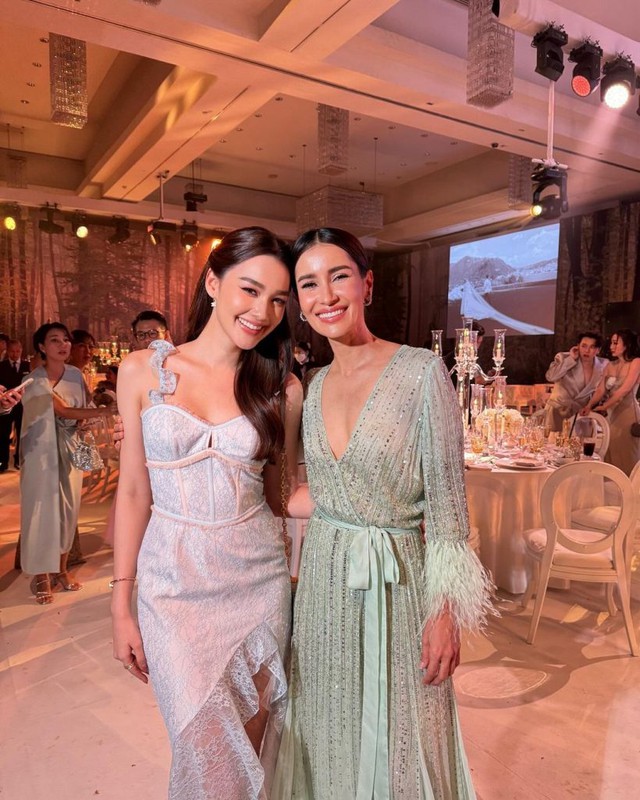 Toàn cảnh hôn lễ Mark Prin - Kimmy Kimberley: Cả nửa showbiz đến dự, cô dâu chú rể sơ hở là hôn nhau- Ảnh 6. Toàn cảnh hôn lễ Mark Prin - Kimmy Kimberley: Cả nửa showbiz đến dự, cô dâu chú rể sơ hở là hôn nhau- Ảnh 6.