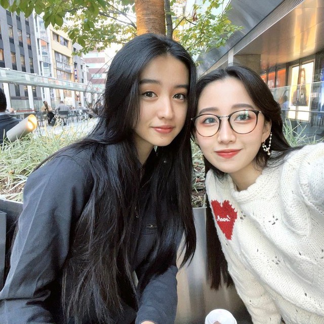 Hai con gái tuyệt phẩm của cặp đôi bị ghét nhất Jbiz: Chị là Đại sứ Dior Beauty, em 16 tuổi đã diễn cho Chanel- Ảnh 29.