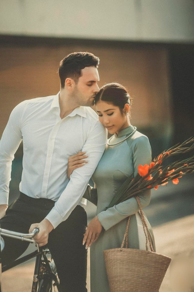 Diễn viên Vy Phạm: Bỏ hơn 4 tỷ làm quán cà phê, lo sợ bị vô sinh với chồng Tây- Ảnh 2.