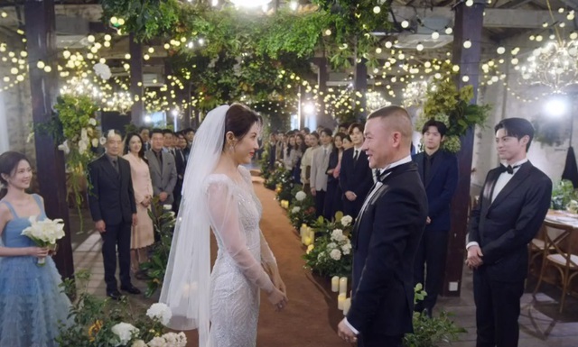 "Dĩ ái vi doanh" kết thúc: 5 cặp đôi hạnh phúc, Vương Hạc Đệ phá vỡ hình tượng tổng tài- Ảnh 2. "Dĩ ái vi doanh" kết thúc: 5 cặp đôi hạnh phúc, Vương Hạc Đệ phá vỡ hình tượng tổng tài- Ảnh 2.