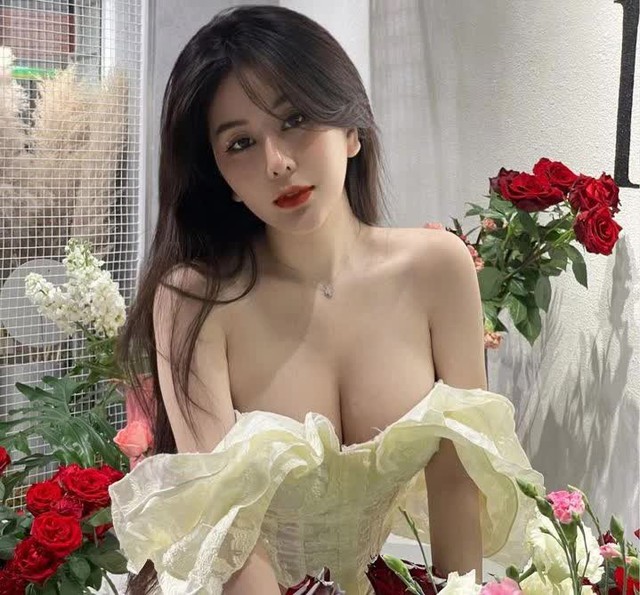 Hot girl 10X vào vai tài xế, buông một câu cực ngọt khiến fan nam "đổ đứ đừ": Vợ quốc dân là đây!- Ảnh 1.