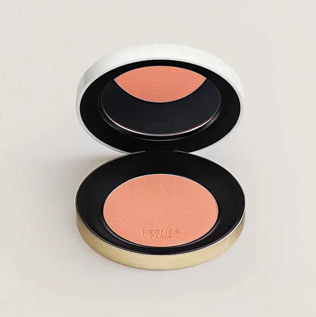 Muốn makeup tự nhiên, trong veo như Doãn Hải My: Nàng tham khảo 4 loại phấn phủ và má hồng này- Ảnh 4.