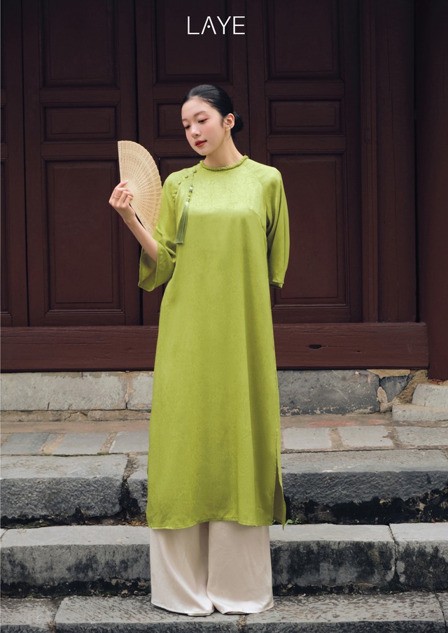 2 tháng nữa mới đến Tết Nguyên đán: Local brand Việt đua nhau trình làng 1001 mẫu áo dài đẹp mê tơi- Ảnh 11.