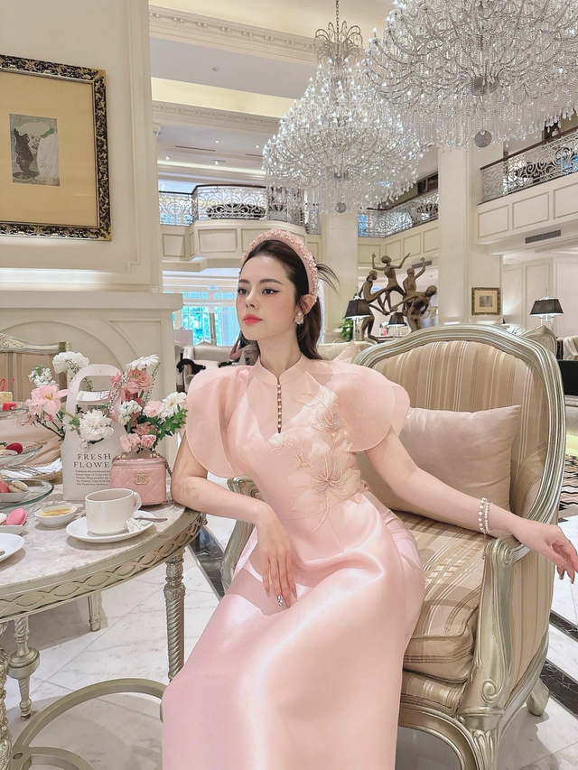 2 tháng nữa mới đến Tết Nguyên đán: Local brand Việt đua nhau trình làng 1001 mẫu áo dài đẹp mê tơi- Ảnh 5.