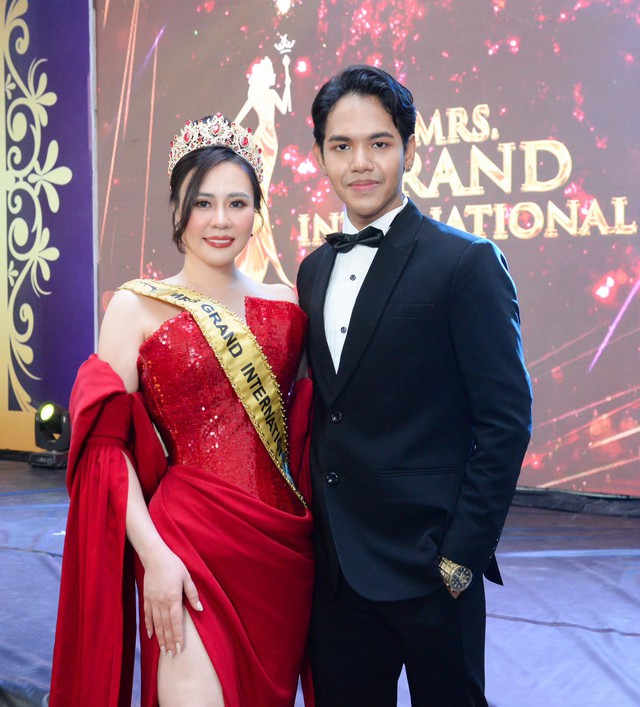Hoa hậu Phan Kim Oanh được giữ ngôi vị Mrs Grand International thêm 1 năm- Ảnh 2. Hoa hậu Phan Kim Oanh được giữ ngôi vị Mrs Grand International thêm 1 năm- Ảnh 2.