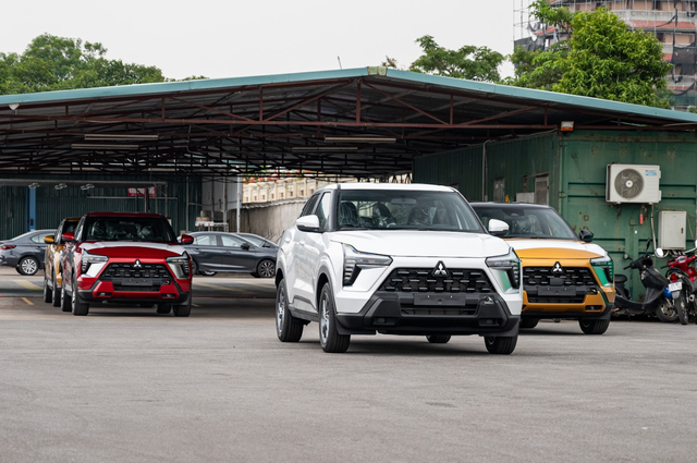 Lô Mitsubishi Xforce đầu tiên về VN: Đe dọa Creta, Seltos, ít nhất 3 bản, có ADAS - Ảnh 2. Lô Mitsubishi Xforce đầu tiên về VN: Đe dọa Creta, Seltos, ít nhất 3 bản, có ADAS - Ảnh 2.