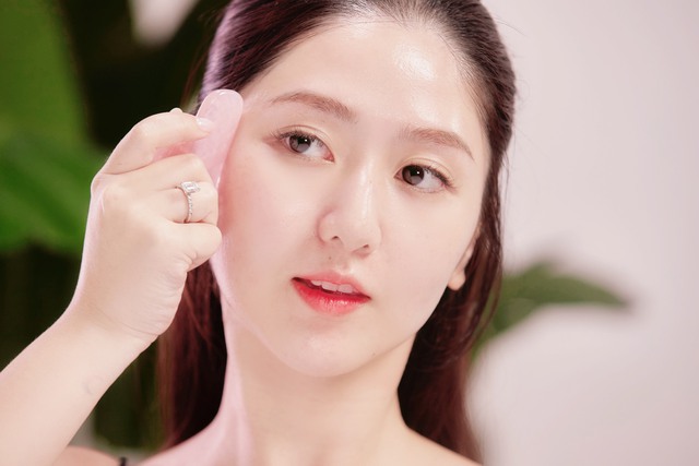 Cứu cánh làn da thiếu ẩm sau chuỗi tiệc tùng cuối năm với “Sandwich Skincare” cùng Style By Lazada- Ảnh 12.