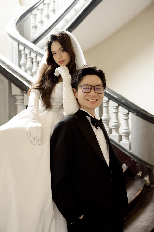 Đám cưới sao nam Gia đình phép thuật: Chú rể bảnh bao, dàn diễn viên hội ngộ gây xúc động- Ảnh 1.