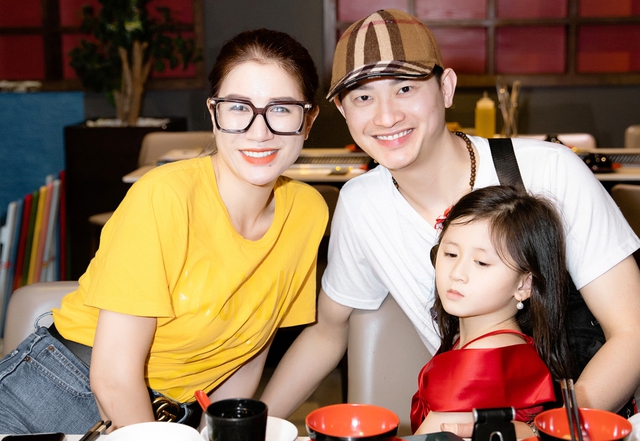 Hôn nhân của Trang Trần và người chồng kín tiếng: Số lần gặp nhau mỗi năm chỉ đếm trên đầu ngón tay- Ảnh 5.