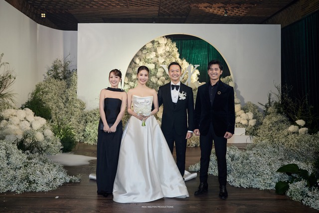 Toàn cảnh đám cưới Diễm My 9X: Cặp đôi thề nguyện xúc động, Trấn Thành và Trường Giang có chia sẻ gây chú ý - Ảnh 15.