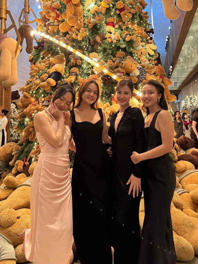 Toàn cảnh đám cưới Diễm My 9X: Cặp đôi thề nguyện xúc động, Trấn Thành và Trường Giang có chia sẻ gây chú ý - Ảnh 7.