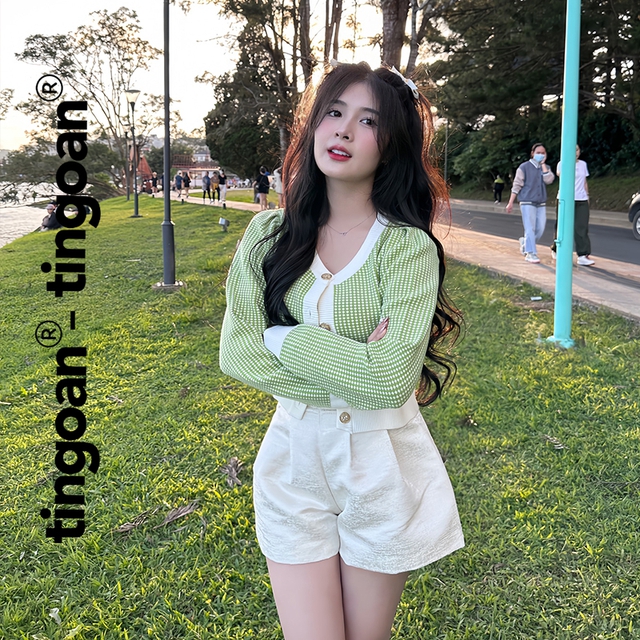 Style đời thường của Kim Yoo Jung: Sành điệu, sang xịn, xứng làm "sách mẫu" mặc đẹp cho các chị em- Ảnh 13. Style đời thường của Kim Yoo Jung: Sành điệu, sang xịn, xứng làm "sách mẫu" mặc đẹp cho các chị em- Ảnh 13.