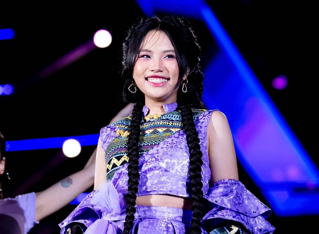 Phương Mỹ Chi và lùm xùm 10 năm ở Vbiz: Gây tranh cãi vì hở bạo, tin đồn lộ clip nóng mới chấn động- Ảnh 1.