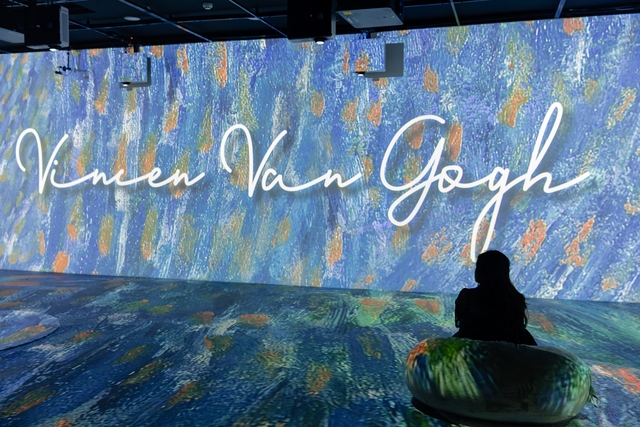 Review triển lãm Van Gogh đầu tiên tại Việt Nam, mọi thứ hoàn toàn khác với mọi nơi trên thế giới?- Ảnh 1.