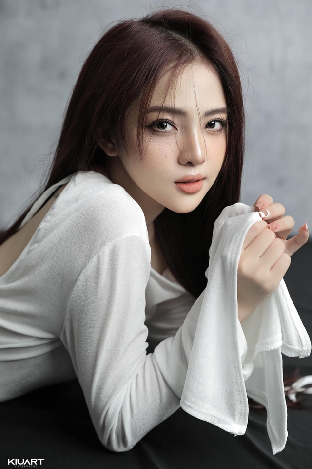 Gái xinh đồng hương với streamer Độ Mixi &quot;lột xác&quot;, thay đổi nhiều nhất ở một điểm - Ảnh 4.