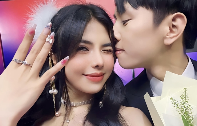 MC Mai Dora trổ tài biến hình "chiến đét", bảo sao "captain" mê như điếu đổ! - Ảnh 4. MC Mai Dora trổ tài biến hình "chiến đét", bảo sao "captain" mê như điếu đổ! - Ảnh 4.