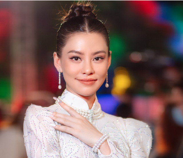 B&ugrave;i Lan Hương t&igrave;nh bể b&igrave;nh, chuẩn bạn g&aacute;i quốc d&acirc;n b&ecirc;n đạo diễn Nguyễn Quang Dũng - Ảnh 6.