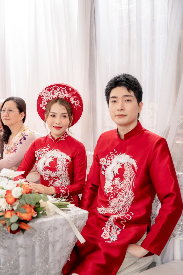 Bố chồng Nhật gây &quot;sốt&quot; trong đám cưới ở Việt Nam, tạo bất ngờ khiến con dâu xúc động - Ảnh 4.