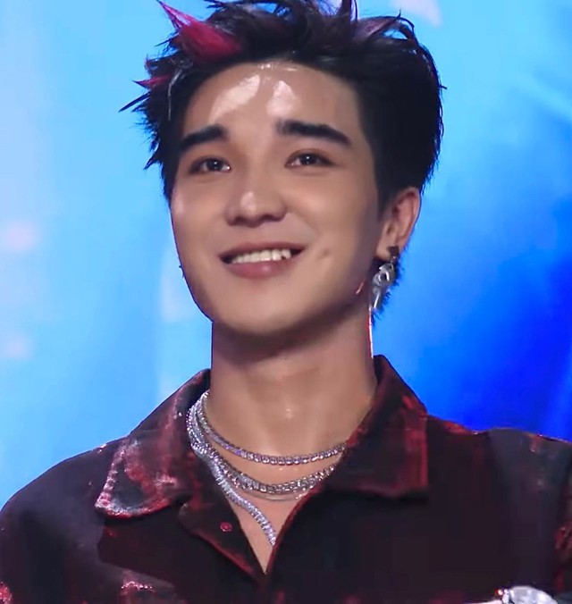 “Bản sao JustaTee” tại Rap Việt: Rapper hệ đẹp trai, phong cách ngoài đời cực cuốn - Ảnh 1.