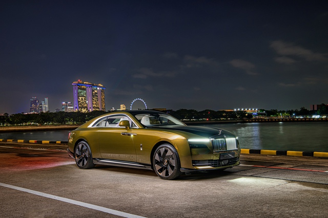 Rolls-Royce Spectre giá gần 18 tỷ tại Việt Nam đã về tới ĐNA: Nhiều tuỳ chọn hiện đại và đẳng cấp cho nhà giàu