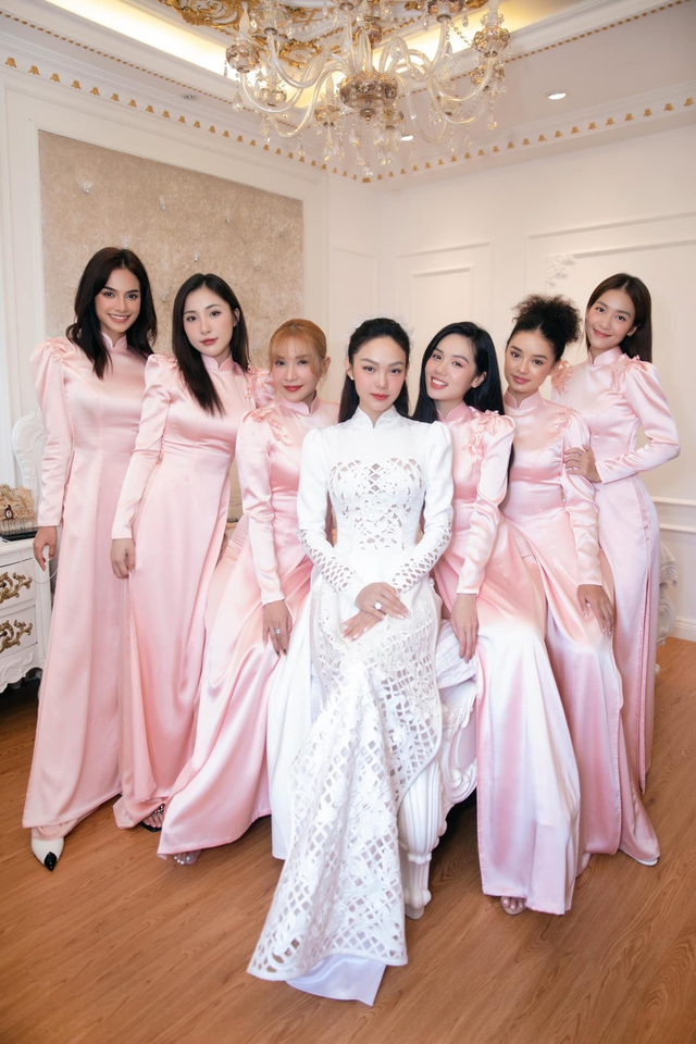 Nhan sắc đời thường nữ diễn viên phim Giao Lộ 8675: Là &quot;bông hồng lai&quot;, ứng viên tiềm năng ở cuộc thi hoa hậu  - Ảnh 10.