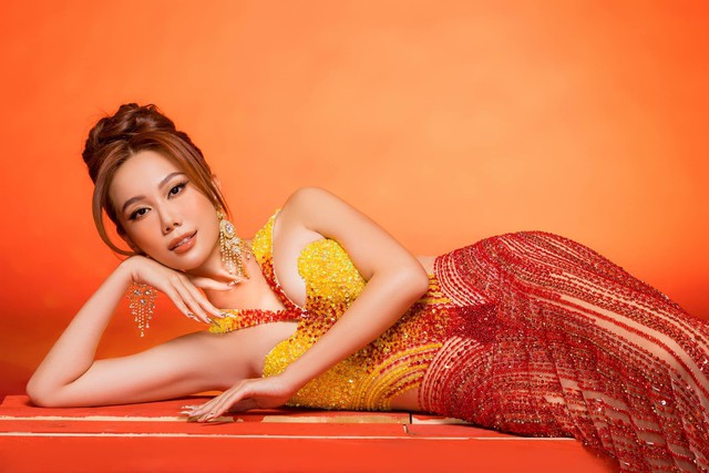 Màn hô tên &quot;hát opera&quot; gây chấn động của Nguyễn Vĩnh Hà Phương, &quot;cứu&quot; cả 1 đêm chung khảo Miss Grand Vietnam - Ảnh 4.