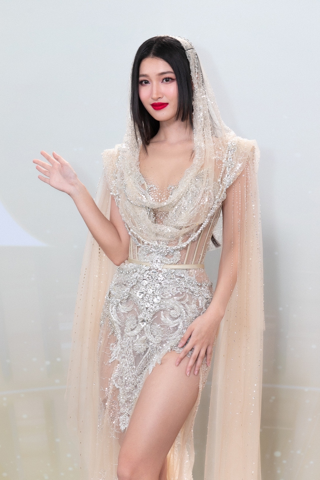 Dàn sao khủng đổ bộ Chung kết Miss Grand Vietnam: Trường Giang hộ tống Nhã Phương, Thùy Tiên - Phương Nhi đọ sắc nét căng - Ảnh 5.