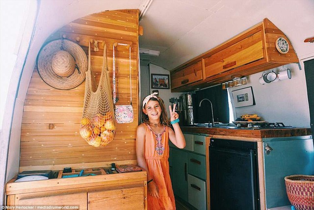 Quá ngán ngẩm cuộc sống hối hả, gia đình 5 người lên xe ô tô phiêu bạt khắp chốn, xem ảnh khiến nhiều người "thèm" - Ảnh 9. Quá ngán ngẩm cuộc sống hối hả, gia đình 5 người lên xe ô tô phiêu bạt khắp chốn, xem ảnh khiến nhiều người "thèm" - Ảnh 9.